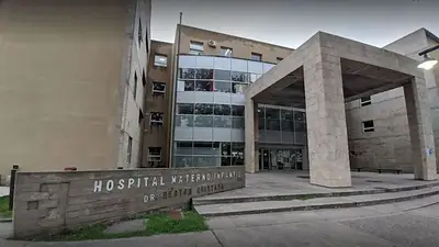 Entrada del Hospital materno infantil de San Salvador de Jujuy Entrada del Hospital materno infantil de San Salvador de Jujuy
