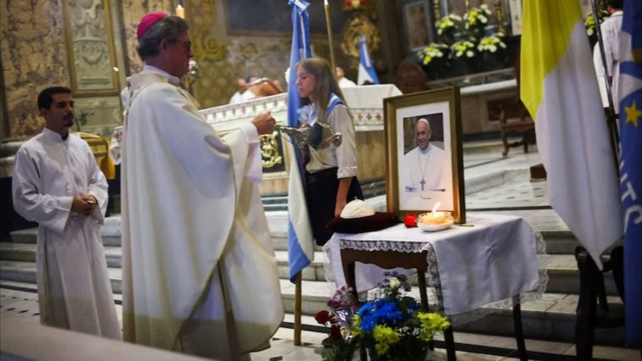 Cuáles serán los cortes de calles por la misa homenaje al Papa Francisco 