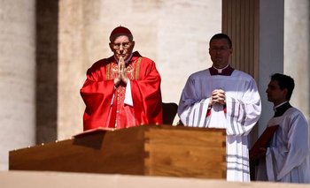 El sermón fúnebre del cardenal destaca el llamado del Papa a Trump a "construir puentes, no muros" | Sermon