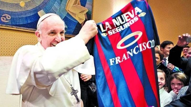 San Lorenzo de Almagro, Papa Francisco.