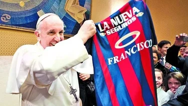 El emotivo homenaje para despedir al papa Francisco que prepara San Lorenzo vs. Rosario Central