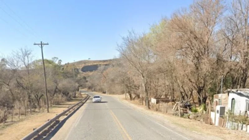 Murió una adolescente de 15 años tras chocar su moto con un micro