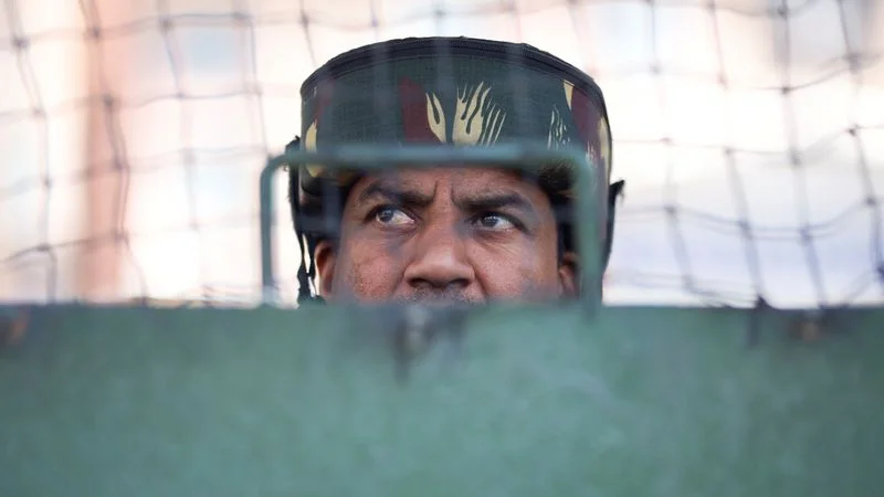 India y Pakistán intercambian disparos en la frontera de Cachemira por cuarta noche consecutiva