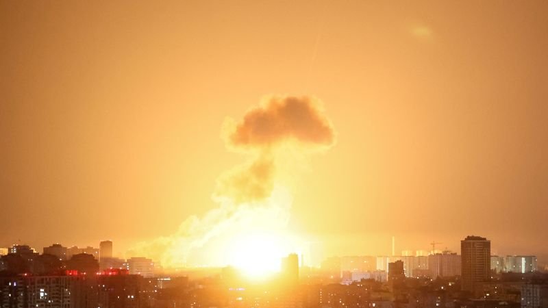 El gasto militar mundial alcanza un récord de 2,7 billones de dólares en 2024