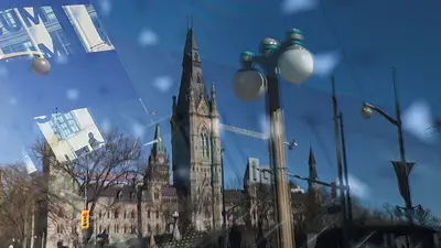 Los canadienses votan en unas elecciones dominadas por la preocupación en torno a Trump Los canadienses votan en unas elecciones dominadas por la preocupación en torno a Trump