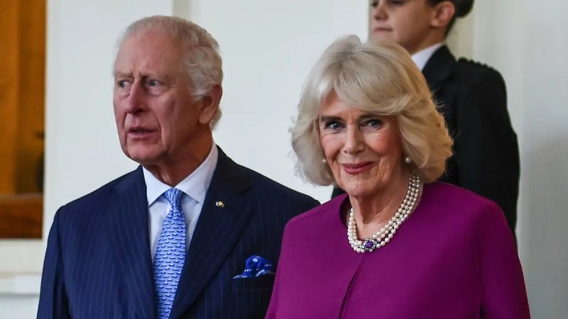 El rey Carlos III y la reina Camila