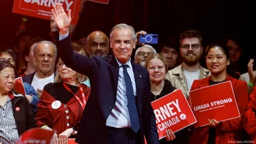 El Partido Liberal de Mark Carney gana las legislativas en Canadá