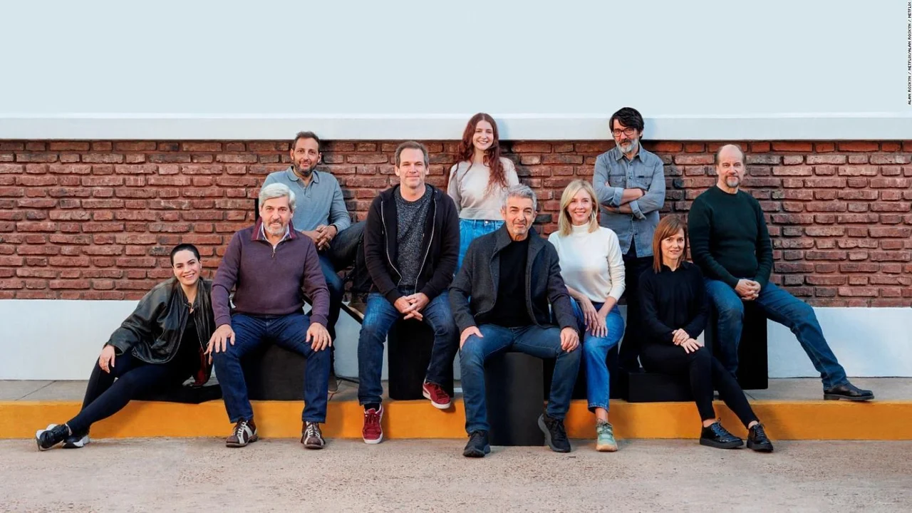 Elenco de El Eternatua