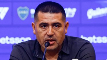 El peor momento de Riquelme dirigente de Boca: DTs efímeros y Consejo de Fútbol en la mira