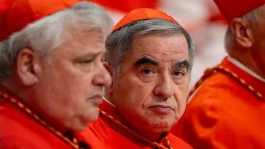Un cardenal condenado por corrupción renunció al cónclave para elegir al nuevo Papa