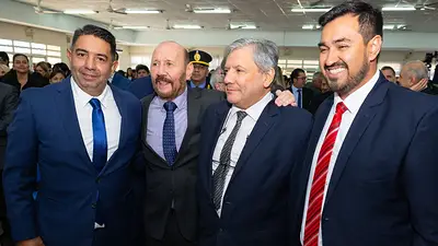 Tras el contundente apoyo del peronismo, Insfrán encabezó el acto de asunción del nuevo intendente de Clorinda Tras el contundente apoyo del peronismo, Insfrán encabezó el acto de asunción del nuevo intendente de Clorinda