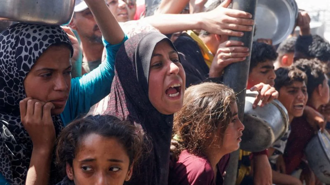 Por falta de suministros, comedores comunitarios de Gaza podrían cerrar pronto