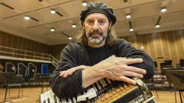 Dolor en folklore: el duro descargo del Chango Spasiuk por lo que pasó en los Premios Gardel