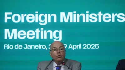 BRICS defienden uso de monedas locales, expresan preocupación por medidas comerciales unilaterales BRICS defienden uso de monedas locales, expresan preocupación por medidas comerciales unilaterales