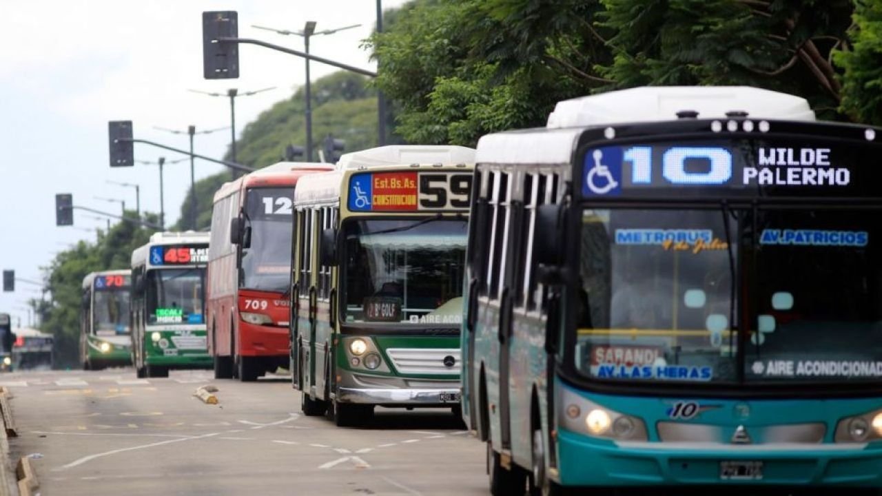 La UTA anunció un nuevo paro de colectivos para el 6 de mayo: 300 líneas del AMBA estarán afectadas