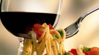 ¿Qué vinos se aconseja consumir para acompañar las pastas?
