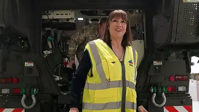 Ministra británica de Finanzas es investigada por la Comisión de Normas del Parlamento Ministra británica de Finanzas es investigada por la Comisión de Normas del Parlamento
