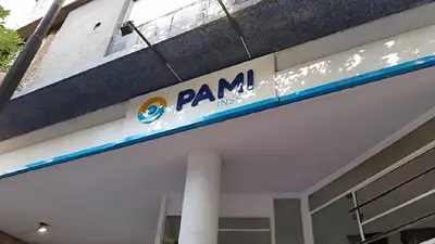 Edificio de PAMI. Edificio de PAMI.