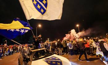 "Llévame a Estados Unidos": Bosnia, eufórica tras clasificarse para el Mundial | Mundial