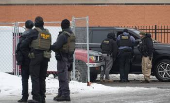 Corte de apelaciones de EEUU suspende fallo que rechazó política de detención de migrantes de Trump | Fianza