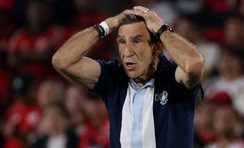 La muerte y la lesión que golpean a Costas en Racing antes del clásico | Racing club