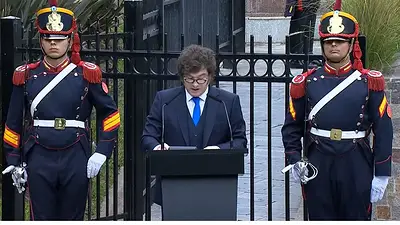 Milei reconoció una "deuda salarial" con los militares y adelantó cambios en obra social Milei reconoció una "deuda salarial" con los militares y adelantó cambios en obra social