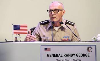 En medio de la guerra, destituyen al jefe del Ejército de Estados Unidos | Trump atacó irán