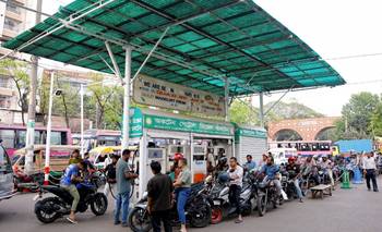 Bangladés reduce la jornada laboral para ahorrar energía ante la crisis en Oriente Medio | Crisis