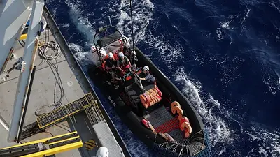 Barcos rescatan a 32 migrantes cerca de Italia, otros 71 mueren en el mar, dicen beneficencias Barcos rescatan a 32 migrantes cerca de Italia, otros 71 mueren en el mar, dicen beneficencias