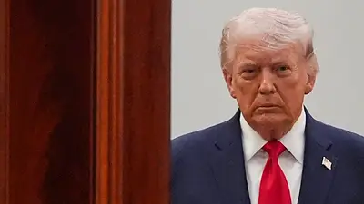 Trump recurre a la retórica religiosa para elogiar el rescate en Irán y suscita críticas Trump recurre a la retórica religiosa para elogiar el rescate en Irán y suscita críticas