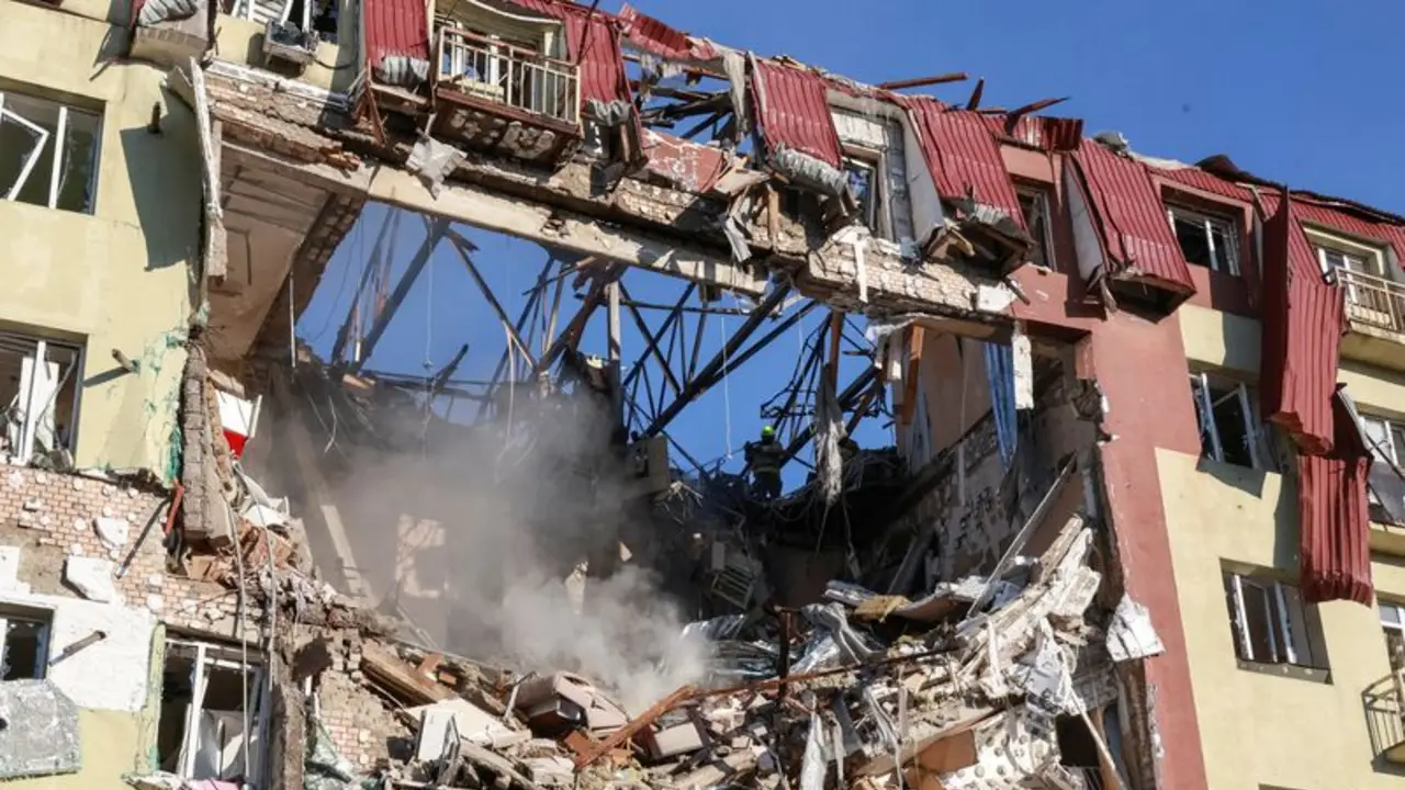 Drones rusos matan a una madre y a su hija de dos años en la ciudad ucraniana de Odesa