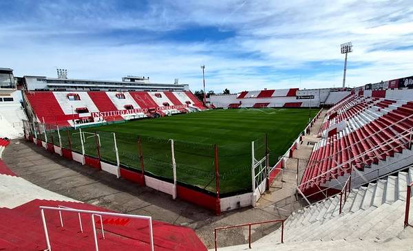 Así sería el estadio de Instituto techado, según la <b>Inteligencia Artificial</b> - El Destape thumbnail