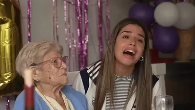 Lágrimas en el folklore por Euge Quevedo y una zamba en homenaje a su abuela Lágrimas en el folklore por Euge Quevedo y una zamba en homenaje a su abuela