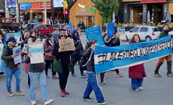 Masivas manifestaciones en Santa Cruz contra la modificación de la Ley de Glaciares | Ambientalismo