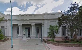 Santa Fe: un alumno llevó un arma de aire comprimido a otra escuela | Santa fe