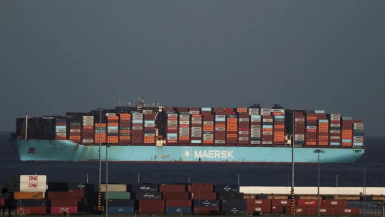 Maersk dice que el alto el fuego entre EEUU e Irán podría generar oportunidades de tránsito en Ormuz