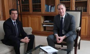 Santilli se reunió con Sadir para negociar el apoyo a la Ley de Glaciares | Encuentro en casa rosada