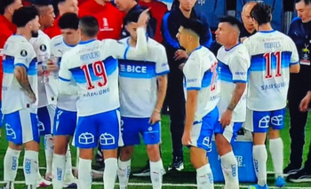 Pausa de hidratación: el invento de la Conmebol que desvirtúa el espíritu del fútbol | Copa libertadores 2026