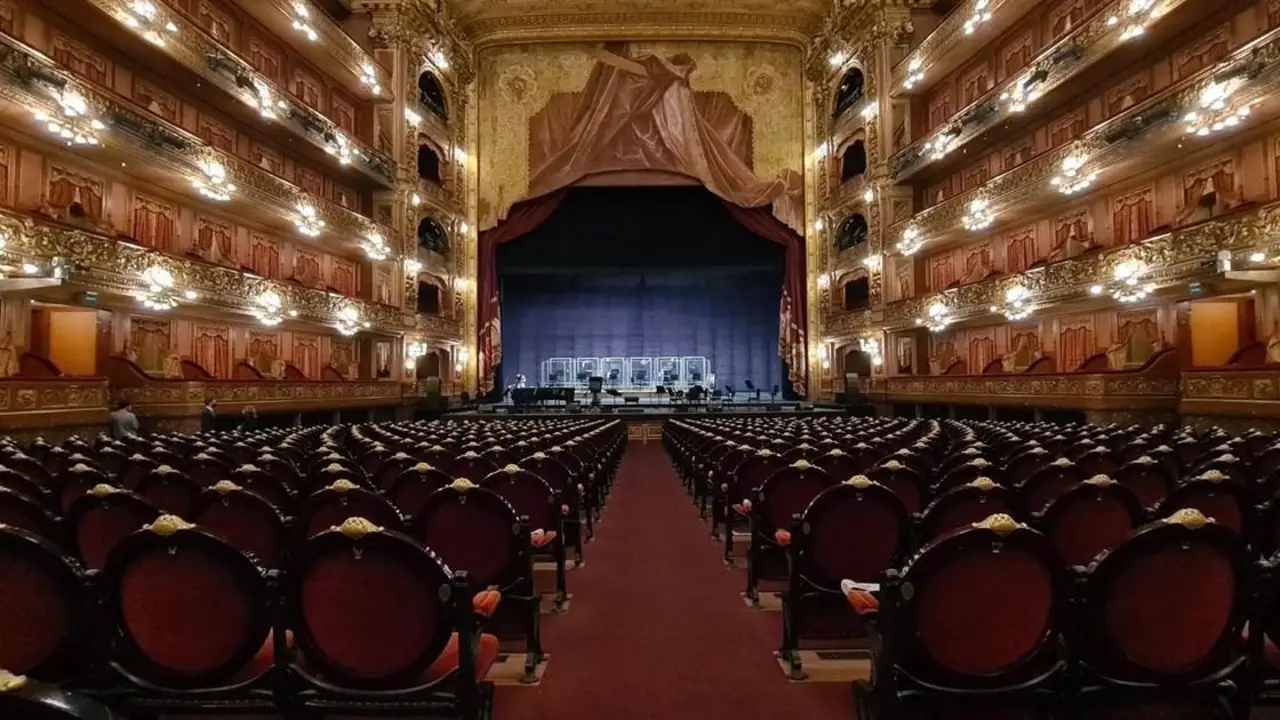 Cómo ir al recorrido de fantasmas del Teatro Colón.
