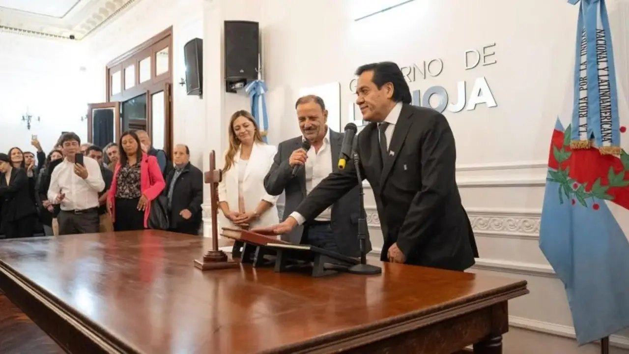 Quintela tomó juramento al nuevo secretario de Hacienda en La Rioja, y refuerza el foco en finanzas públicas
