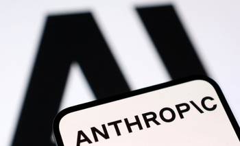 Bessent y Powell advierten a la banca por los riesgos del nuevo modelo de Anthropic | Ee