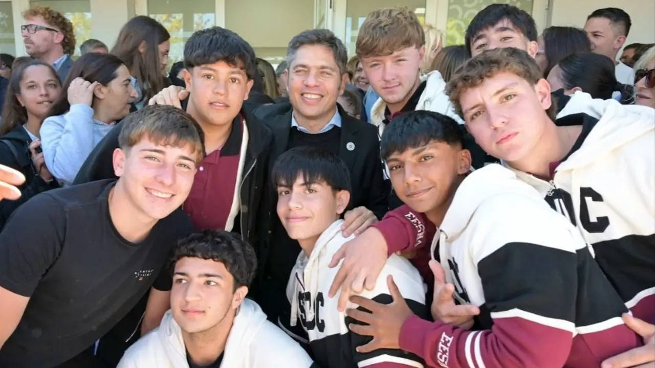Kicillof inauguró un centro universitario: "Nuestra prioridad es que los pibes sigan estudiando" 