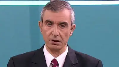 Nelson Castro. Nelson Castro.