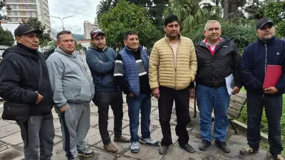 En medio del conflicto, apuntaron contra la UTA local por no brindar su apoyo en este momento y señalaron que se registró una situación similar el año pasado con otro grupo de choferes cesanteados. (Foto: Jujuy al Momento). En medio del conflicto, apuntaron contra la UTA local por no brindar su apoyo en este momento y señalaron que se registró una situación similar el año pasado con otro grupo de choferes cesanteados. (Foto: Jujuy al Momento).