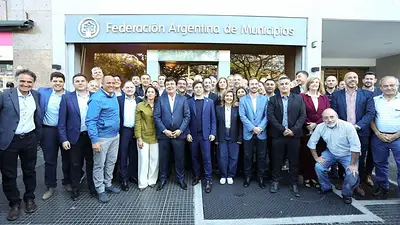 Fondos y obras paralizadas: intendentes riojanos se suman a la movilización nacional para reclamar fondos a Nación Fondos y obras paralizadas: intendentes riojanos se suman a la movilización nacional para reclamar fondos a Nación