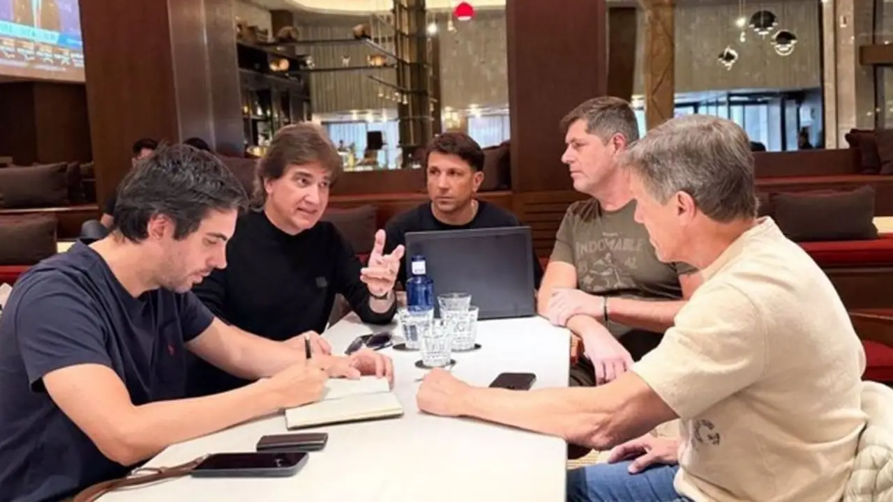 En Casa Rosada siguen los pasos de un Dante Gebel que arma agenda y proyecta llenar River en diciembre