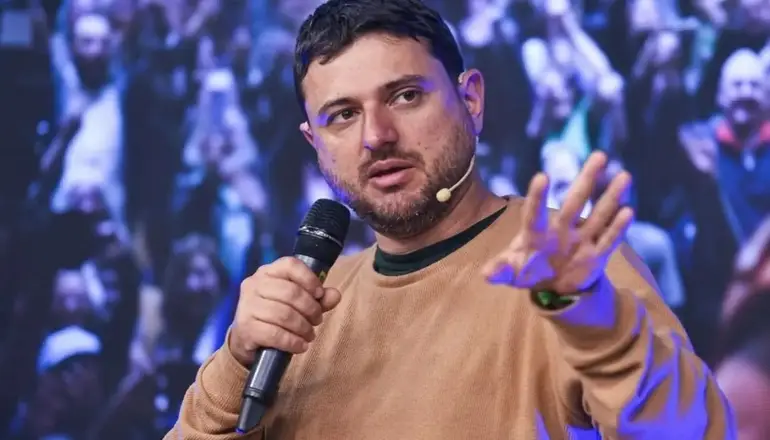Grabois se lanzó para una PASO y advirtió sobre una crisis de gobernabilidad: "Arrebatarle al pueblo su dignidad"