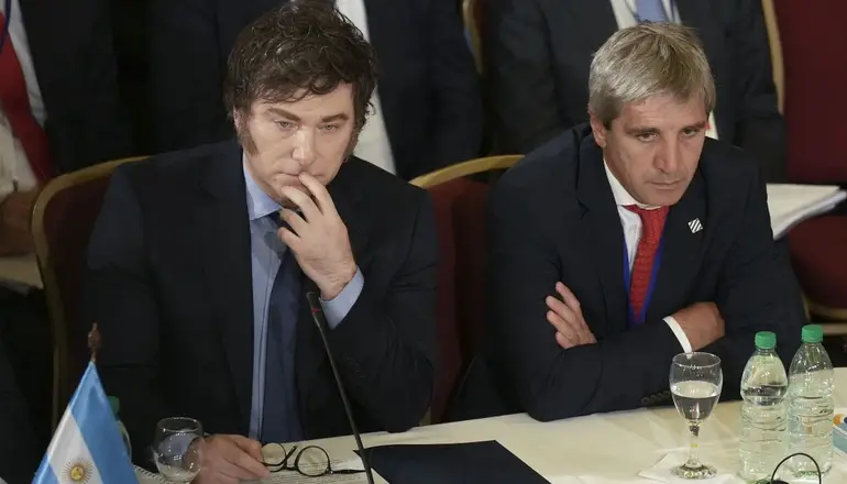 Javier Milei presidente, Luis Caputo, Ministerio de Economìa