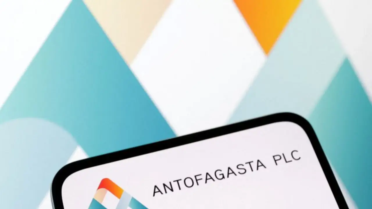 Chilena Antofagasta ve riesgos por alzas en insumos; avanza con normalidad en sus operaciones