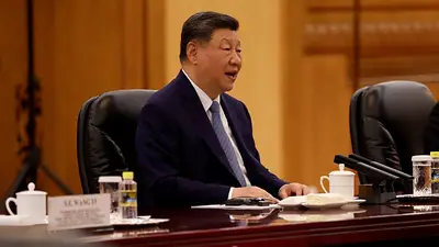 China y España acuerdan estrechar lazos ante un orden mundial que se está "desmoronando" China y España acuerdan estrechar lazos ante un orden mundial que se está "desmoronando"